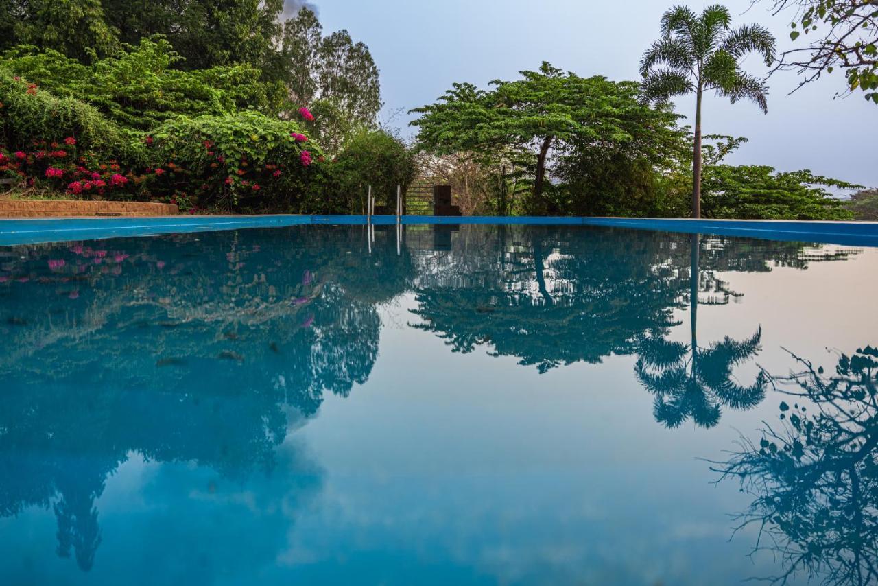 Leo Wodden Resort Hampi Extérieur photo