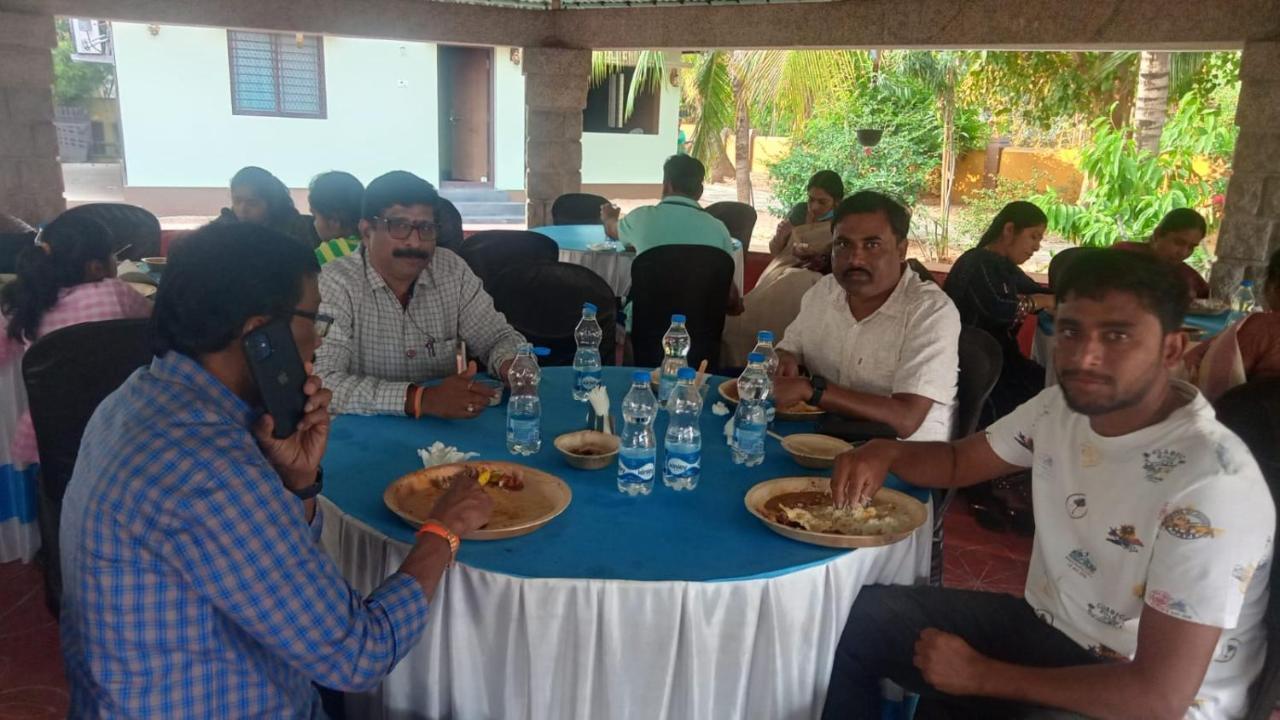 Leo Wodden Resort Hampi Extérieur photo