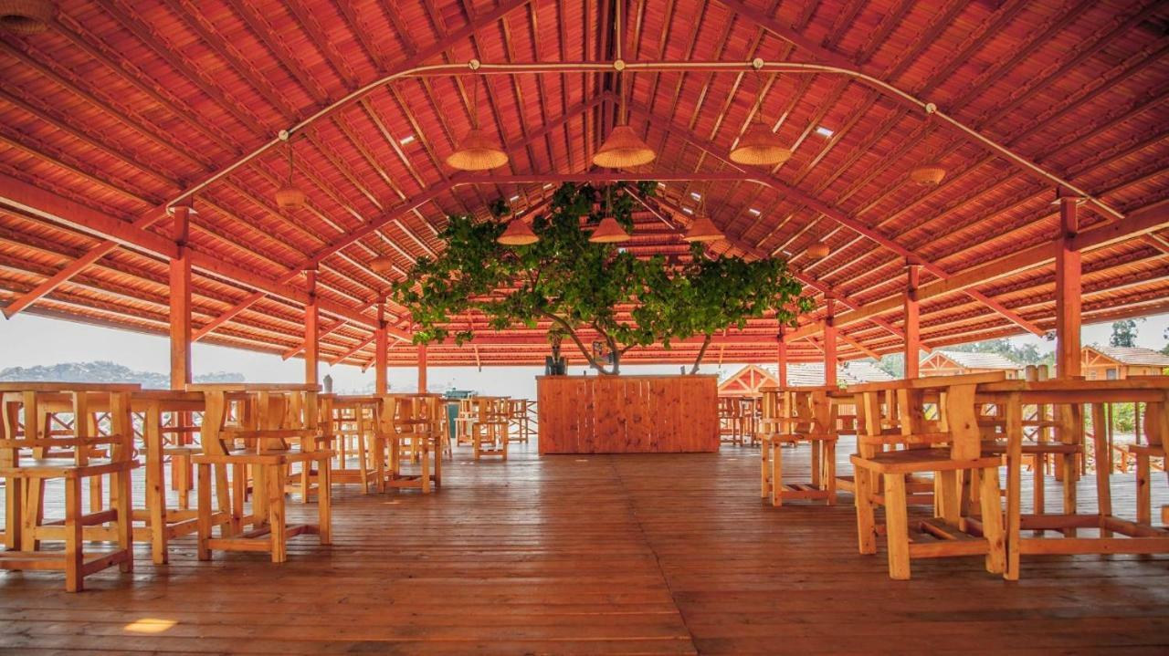 Leo Wodden Resort Hampi Extérieur photo